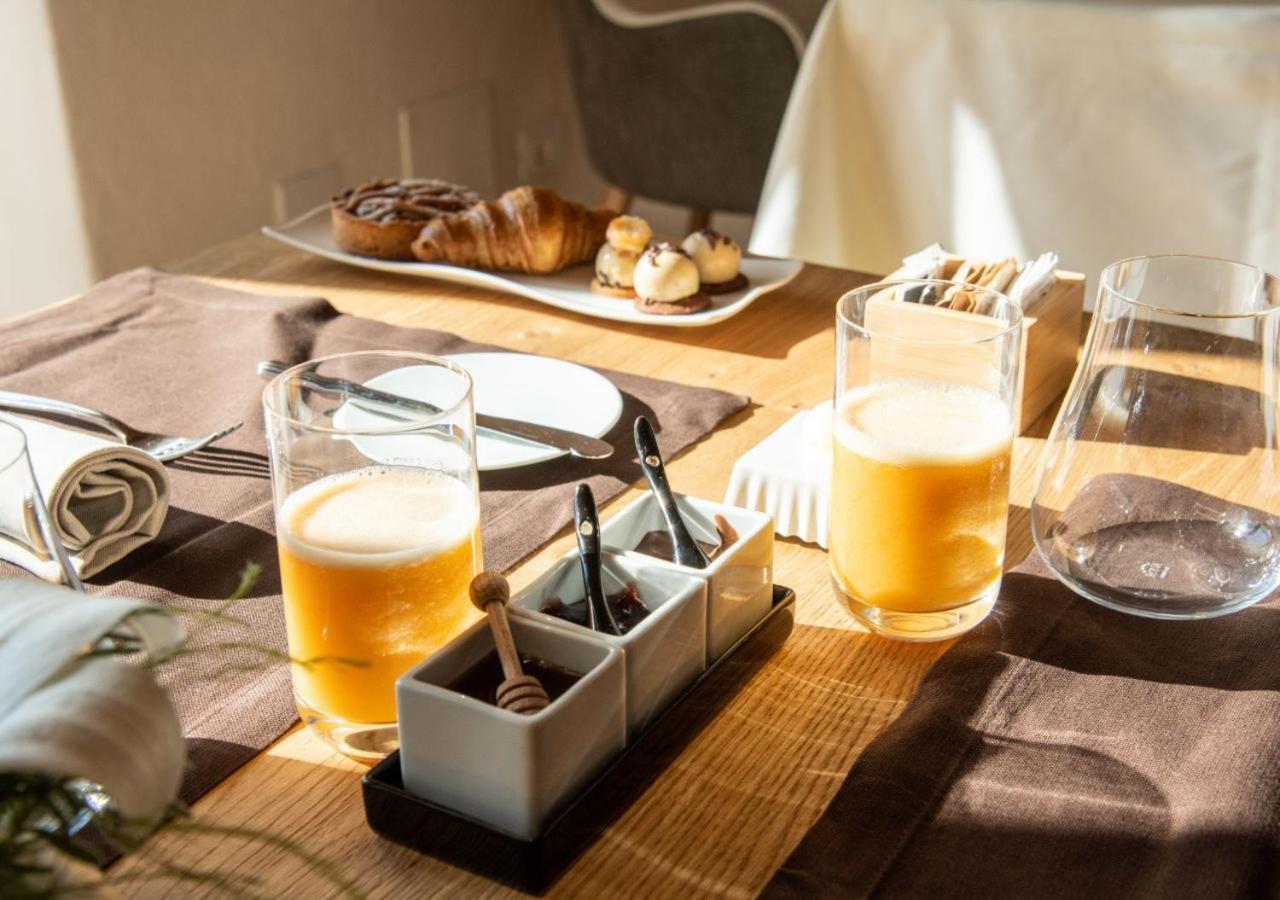 Aura Relais Hotel Urbino Eksteriør billede