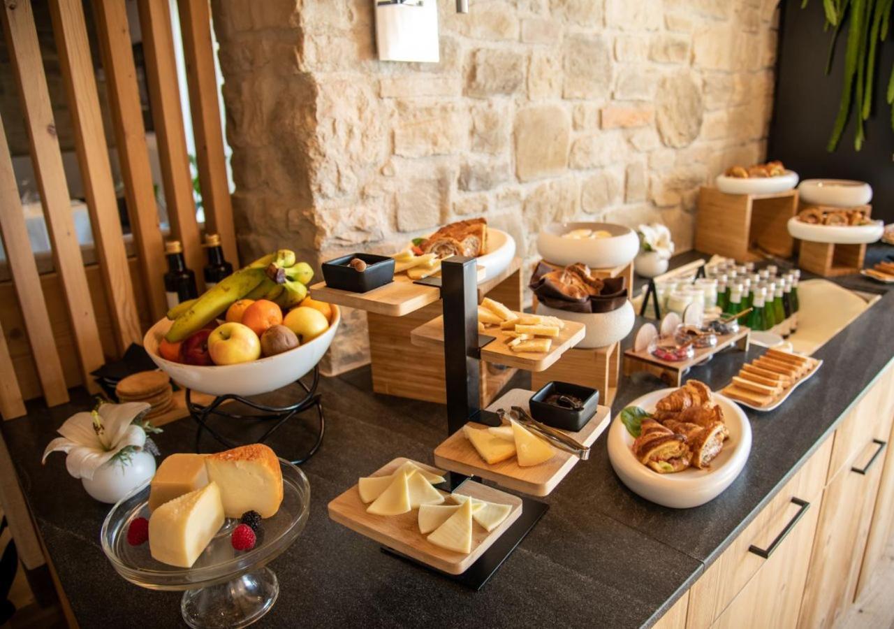 Aura Relais Hotel Urbino Eksteriør billede
