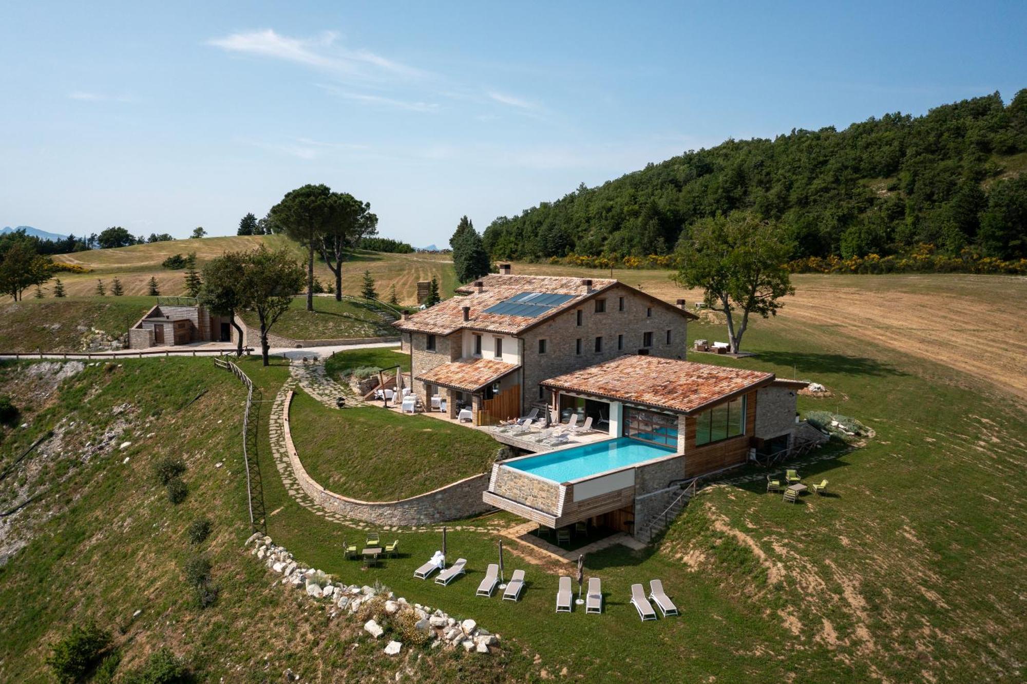 Aura Relais Hotel Urbino Eksteriør billede