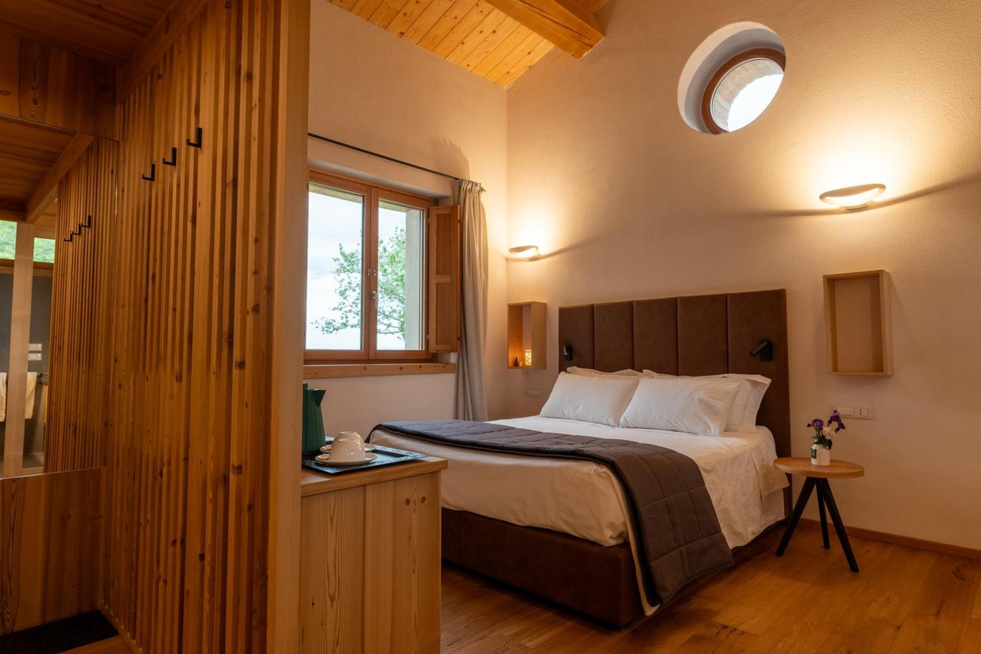 Aura Relais Hotel Urbino Eksteriør billede